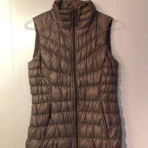 Athleta S vest. Never worn!